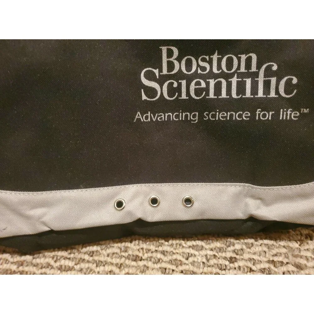 Boston Scientific Leed's Laptop Bag w/Zipper, Strap, 17'' Black